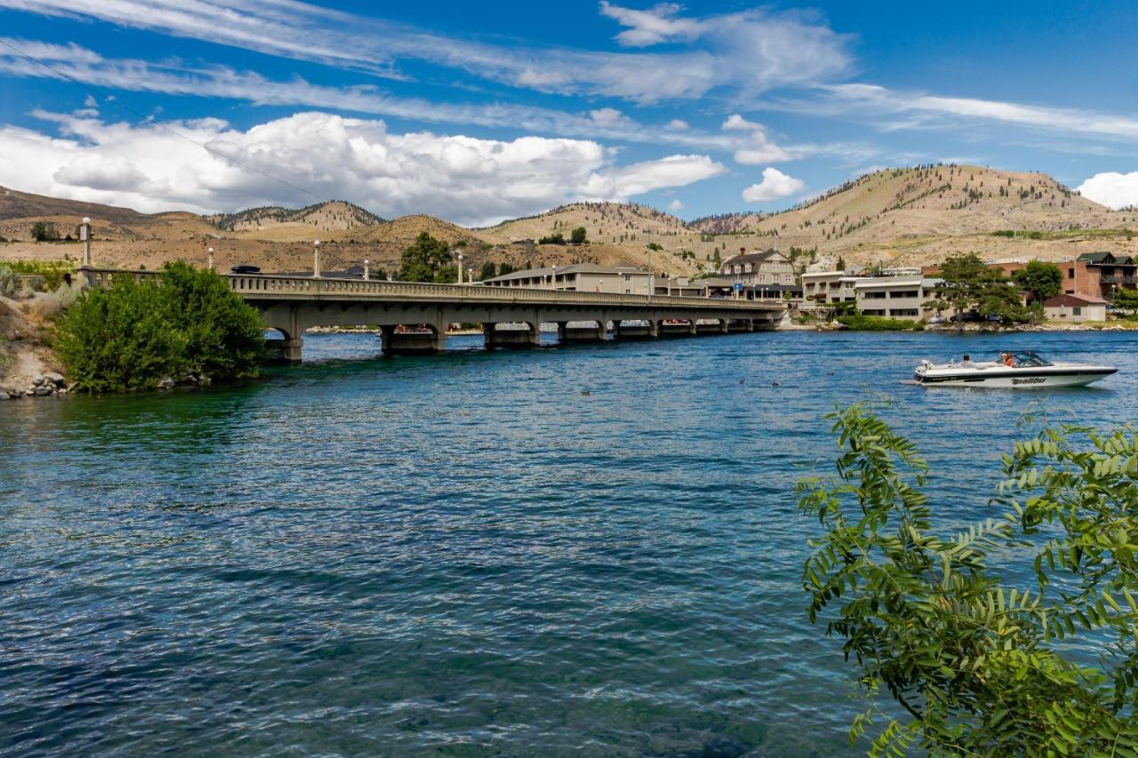 Royal View On Lakeshore Chelan Exterior photo